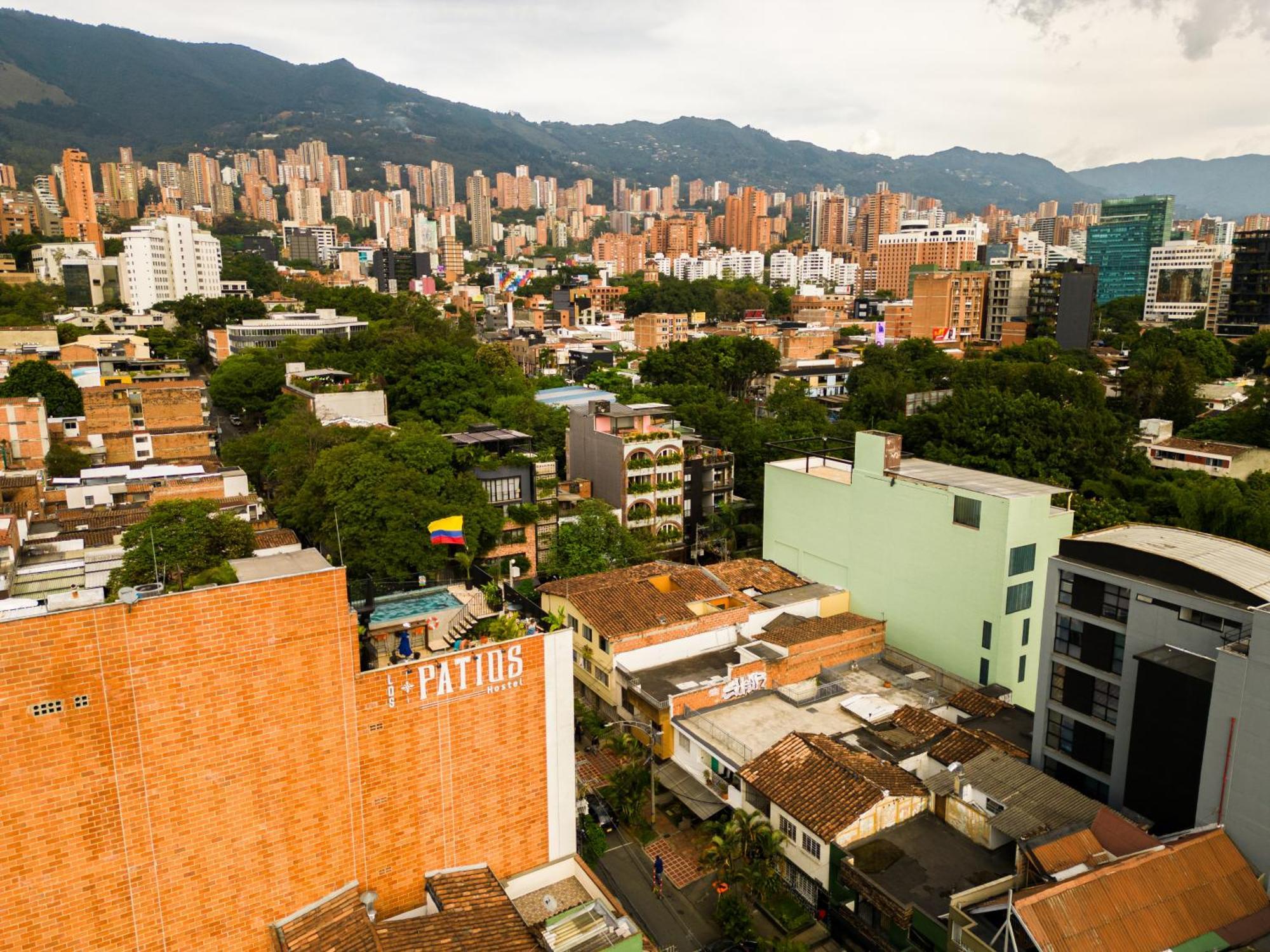 Los Patios Hostel Medellín Zewnętrze zdjęcie
